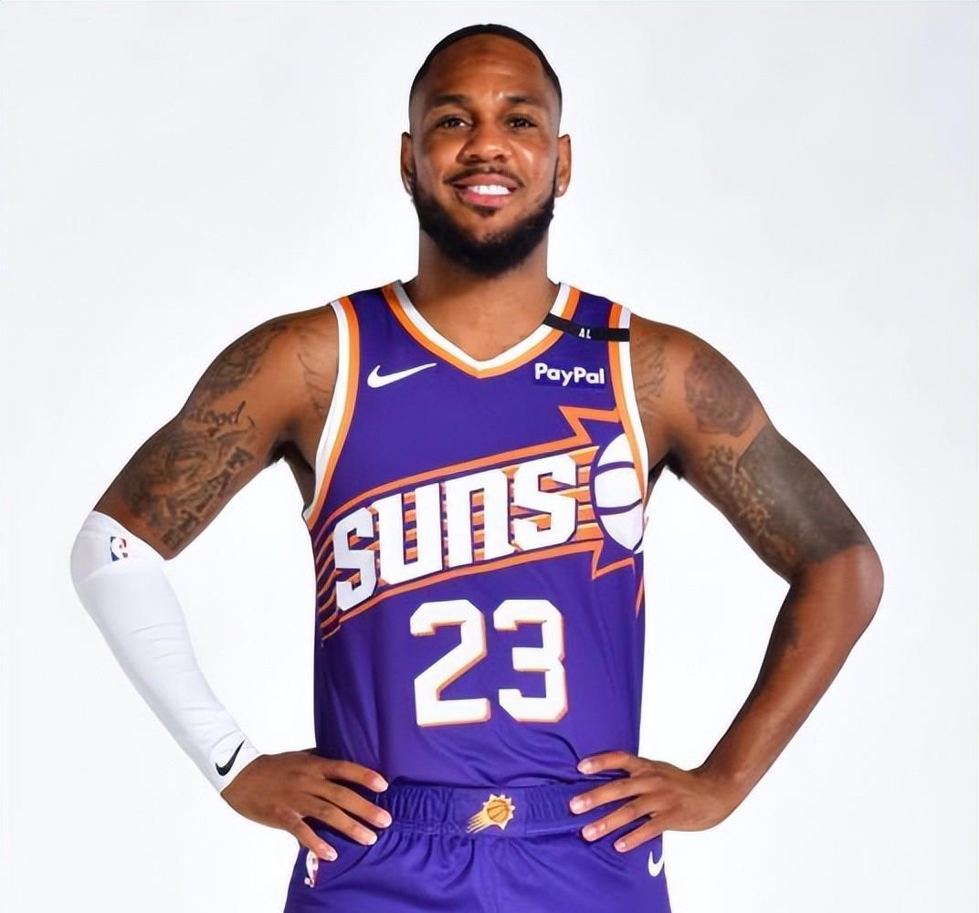 关于夏洛特黄蜂训练开放日,加时末段调整名单引欢呼,NBA季后赛在即,年轻球员得到机会的信息 关于夏洛特黄蜂训练开放日,加时末段调整名单引欢呼,NBA季后赛在即,年轻球员得到机会的信息