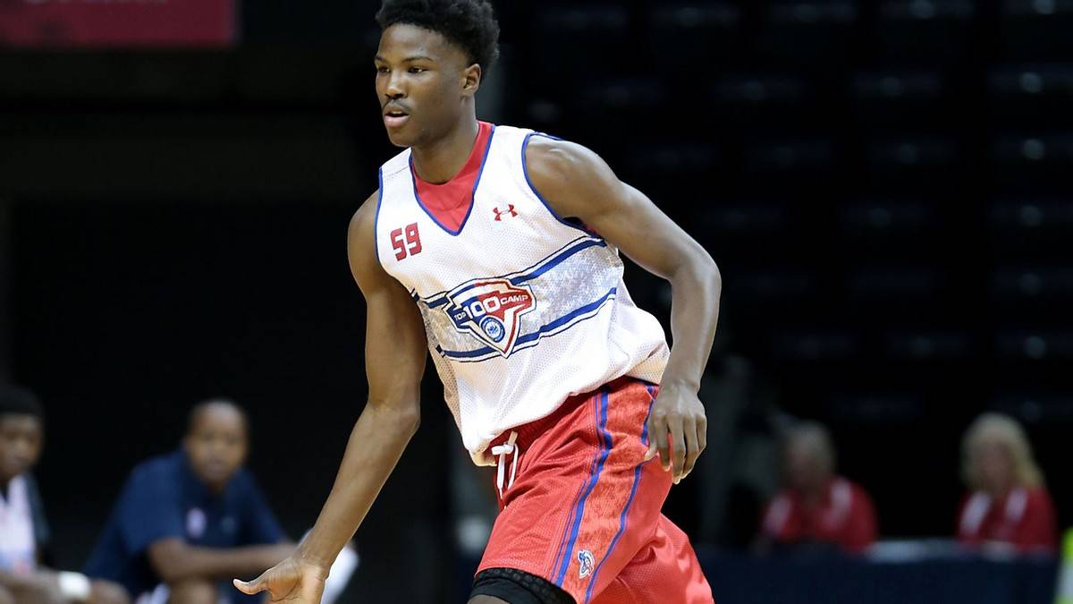 包含法兰克福赛后更衣室发声，志在欧超杯名次提升，话题不断，赛季目标并未改变的词条