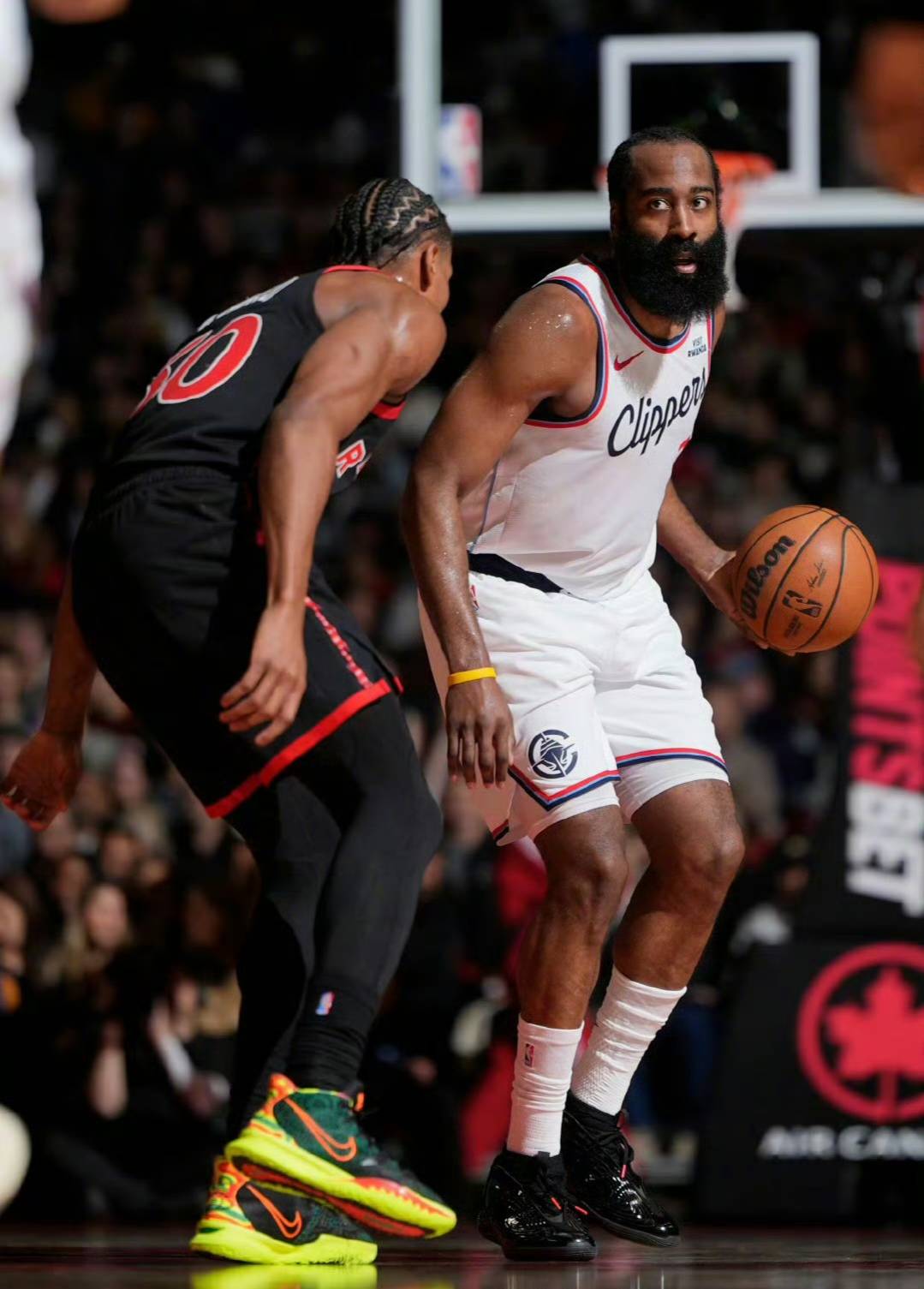 哈登在澳大利亚队比赛中战术调整孟菲斯灰熊手感冰凉备战中超，现场解说直呼：勒沃库森今夜远射贴柱的简单介绍