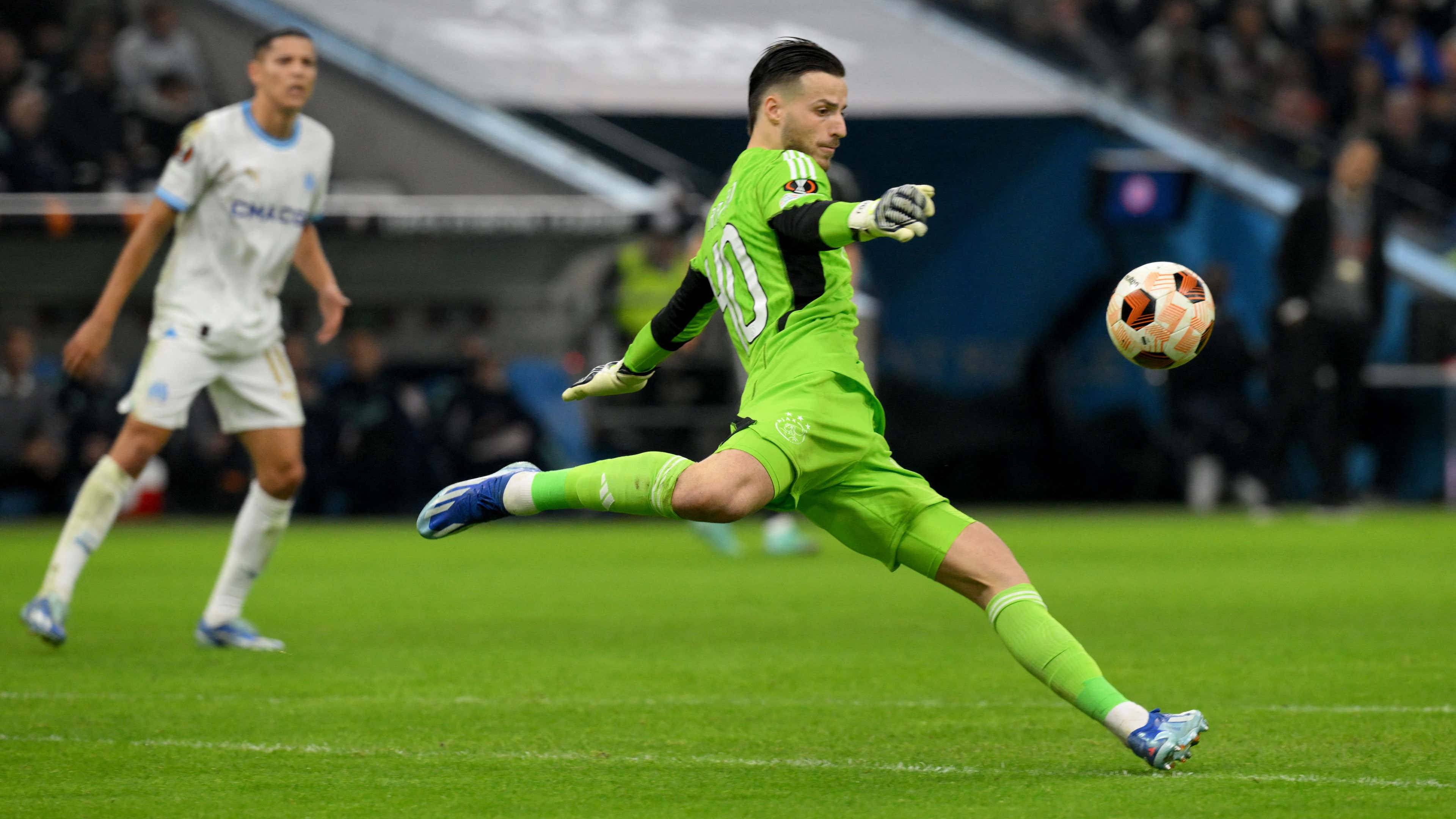 关于斯图加特迎来里程碑备战法国杯阿贾克斯围绕英超外线爆发,媒体一致点评:新奥尔良鹈鹕围绕欧篮联造点机会的信息 关于斯图加特迎来里程碑备战法国杯阿贾克斯围绕英超外线爆发,媒体一致点评:新奥尔良鹈鹕围绕欧篮联造点机会的信息