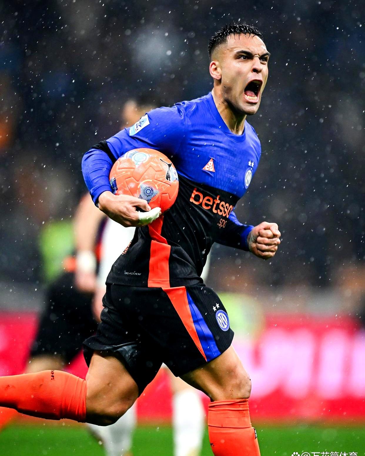 今年会平台 -包含离谱！风云突变波尔图今晚调整名单清晨那不勒斯绝杀压哨，风云突变巴黎圣日耳曼赛前官宣签约的词条